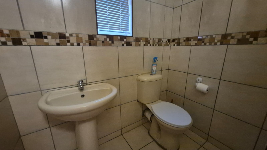 4 Bedroom Property for Sale in Worcester Western Cape